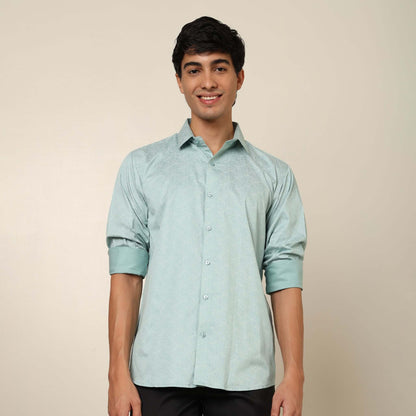 Comfy & Casual Sea Green Cotton Satin Printed Shirt. Regular Fit, Long Sleeves. Perfect Pool Party, Brunches, After Party, Date Night & Travel Shirt. Brand- Crease India