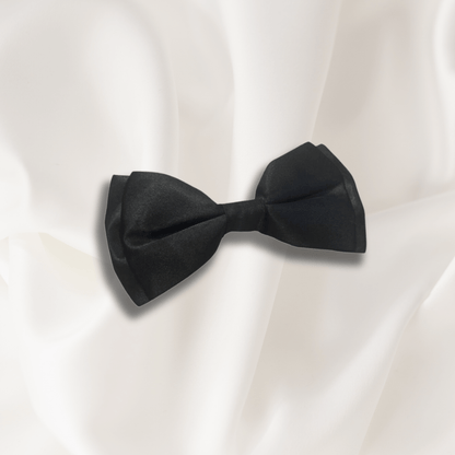 Black Classic Bowtie for men